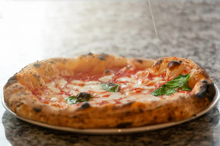Naples italy pizza tour